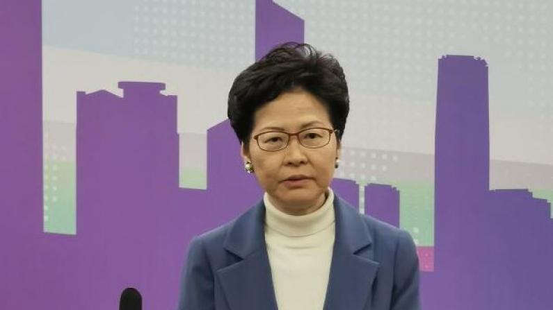 林郑月娥:首要任务是遏止暴力 让香港尽早恢复平静