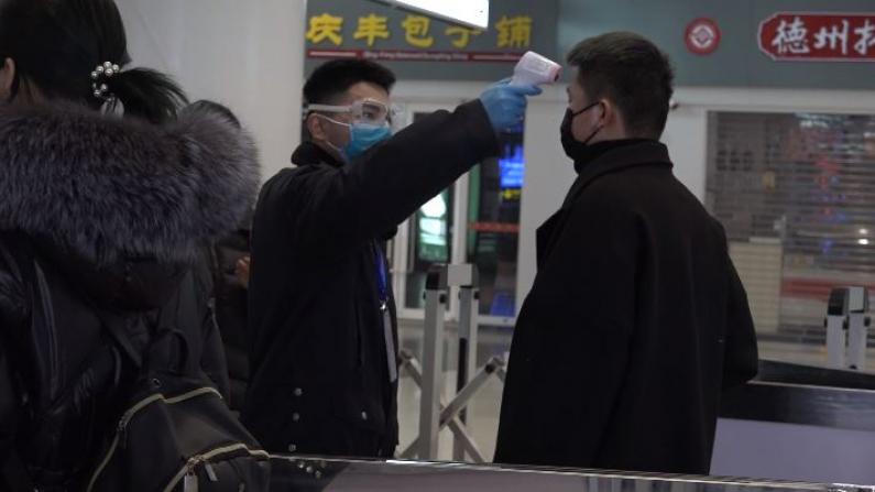北京迎来返程客流小高峰 交通部门周密部署高效应对