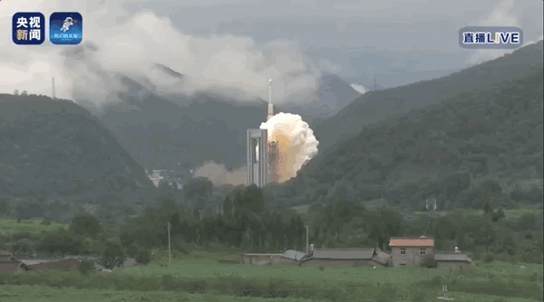 中国北斗三号最后一颗全球组网卫星发射升空 成功入轨