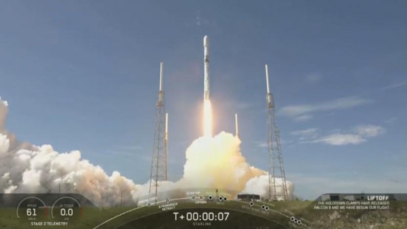 SpaceX成功发射第11批星链卫星 北美宽带或年底公测