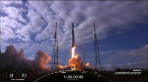 2021开门红！SpaceX成功发射143颗卫星升空破纪录