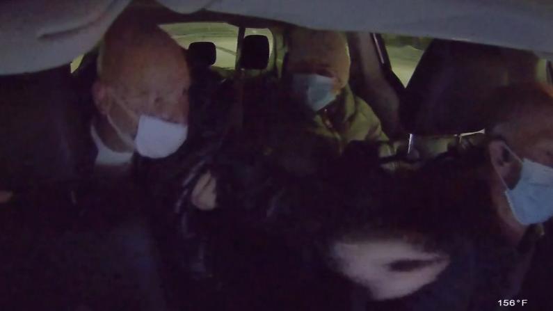 Uber车内监控：司机提醒乘客戴口罩反被打骂