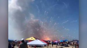 意外爆炸致彩色火星白日绽放 马里兰大洋城独立日烟火秀被迫取消