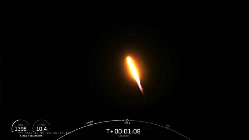 使用“十手火箭” SpaceX再发射51颗星链卫星升空
