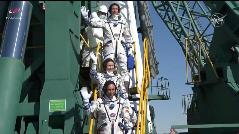 首部真正“太空电影”开拍 俄罗斯火箭送演员导演“上天”