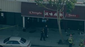 汽车冲进洛杉矶中餐馆 撞飞食客6人受伤