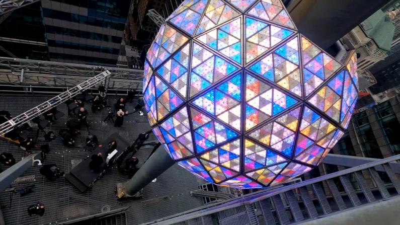水晶球准备就绪 纽约时报广场联盟：跨年夜活动安全