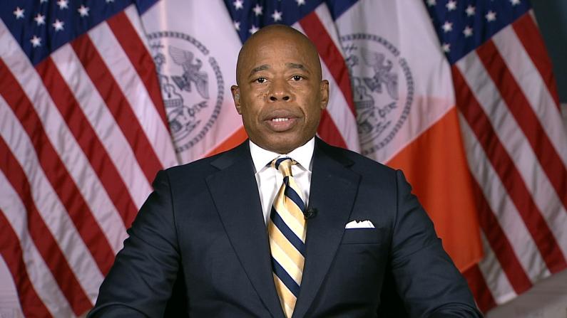 纽约市长谈布朗士大火：死亡人数或继续增加 正调查公寓防火门