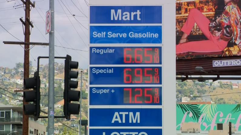 均价破$5.3！ 加州油价疯涨连创纪录
