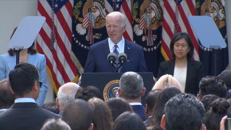 白宫举办亚太裔传统月招待会 拜登贺锦丽斥责针对亚裔仇恨犯罪