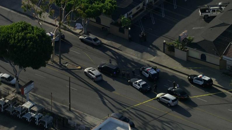 洛杉矶华人区枪案 两警察被枪杀