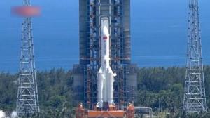 中国空间站首个实验舱——问天实验舱发射升空