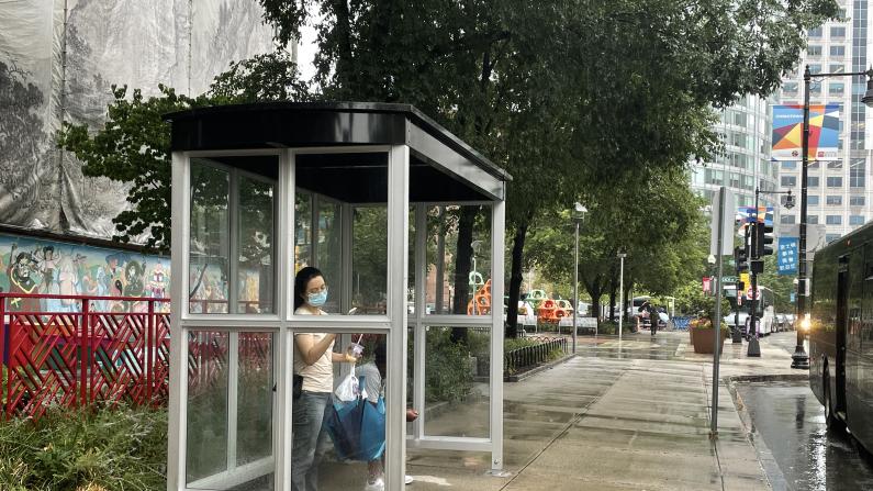 波士顿橙线地铁关闭首个工作日 华埠临时巴士站点难辨识