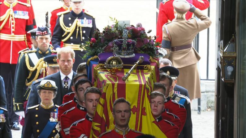 三分钟回顾英国女王伊丽莎白二世国葬