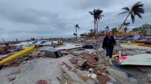 飓风后的佛州：房屋被淹 残骸满地 惨不忍睹