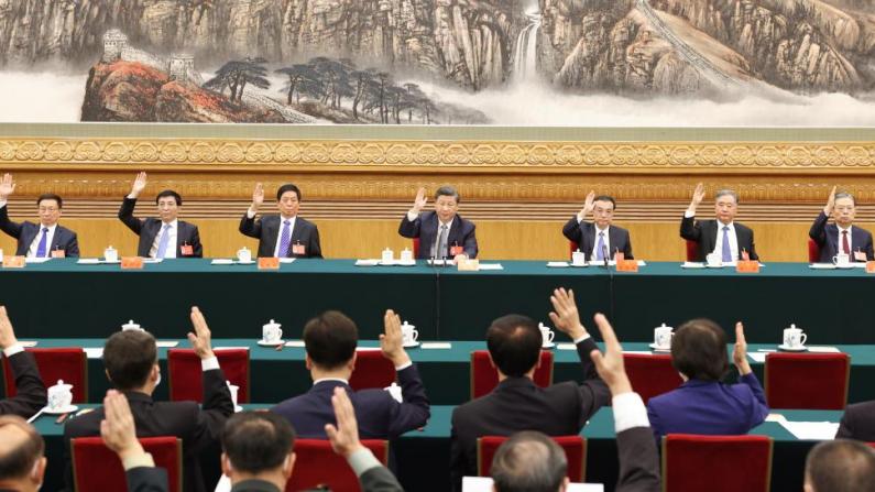 中共二十大主席团举行第一次会议 通过二十大日程