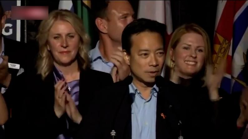 加拿大温哥华选出首位华裔市长