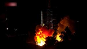 中国成功发射中星19号卫星