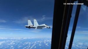 美军指中国歼-11南海“危险拦截”美侦察机