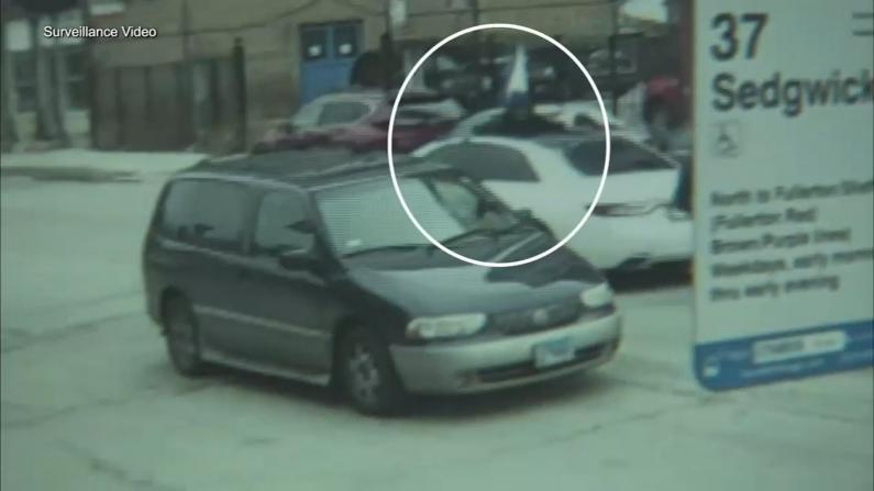【监控】偷车贼遭芝城警方追捕 竟做这一举动…