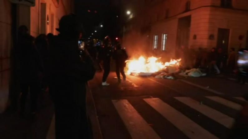 法国罢工示威变暴力 巴黎成垃圾场