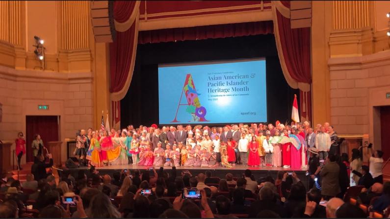 旧金山亚太裔传统月庆祝盛大开幕