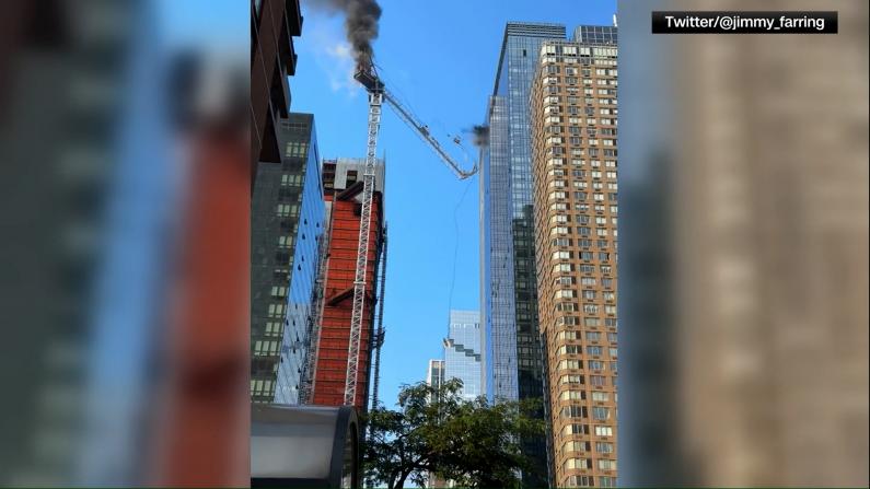 纽约曼哈顿高层塔吊起火倒塌 已致12伤