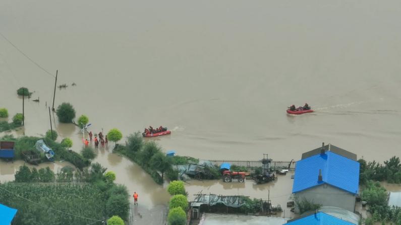 直击救援 黑龙江五常转移近2万人