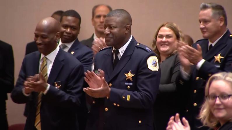 斯内林正式成为芝加哥警局局长
