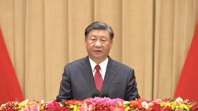 庆祝中华人民共和国成立74周年招待会举行