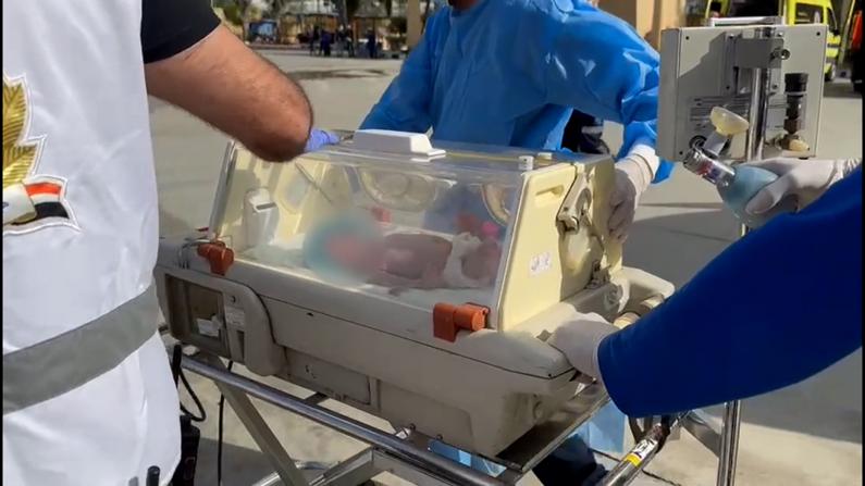 31名婴儿成功从加沙撤离 医生与父母仍心忧